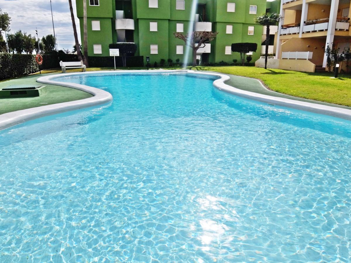 Los Juncos Apartamentos - Solo Familias オリーバ エクステリア 写真